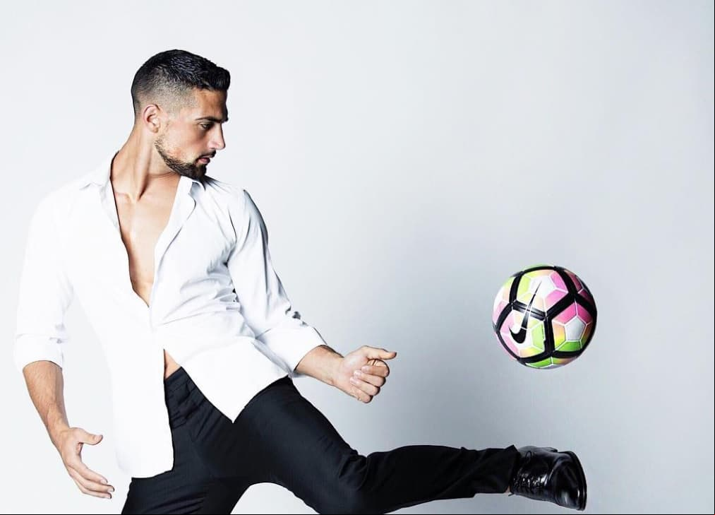 Sebastián Lletget es jugador del equipo Los Angeles Galaxy
