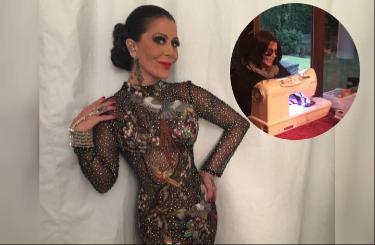 Alejandra Guzmán presume sus dotes como costurera