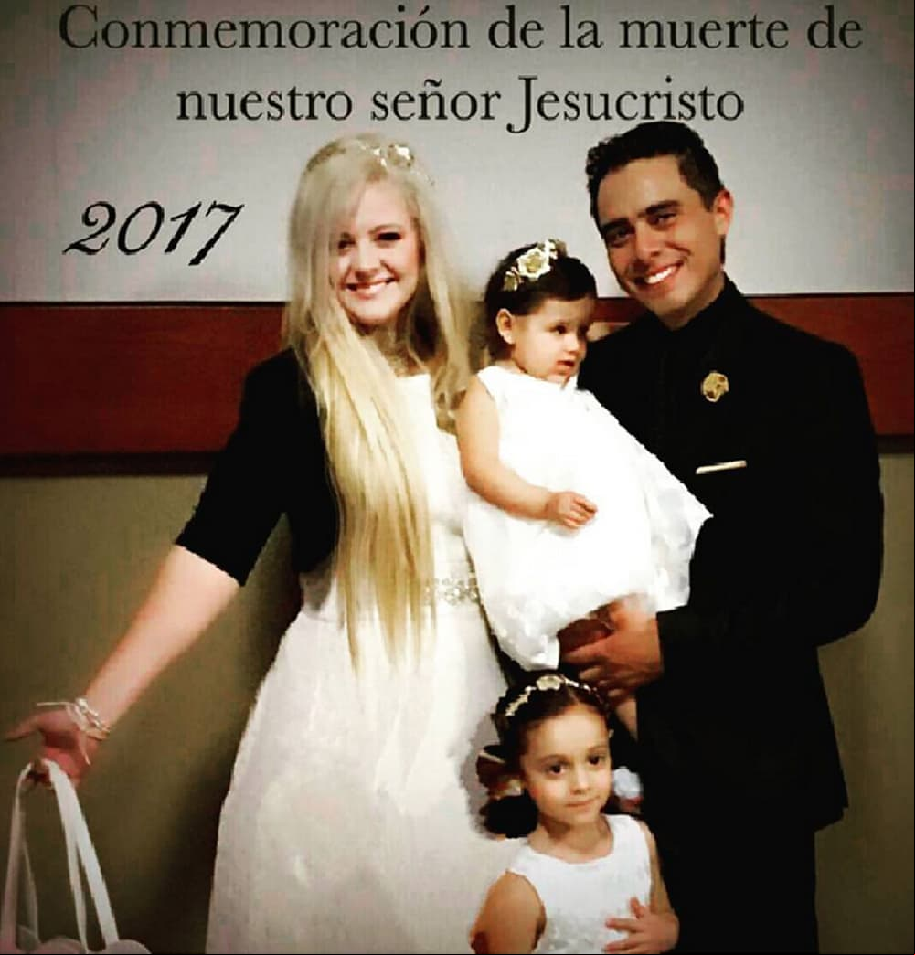 A pesar de que su carrera iba en ascenso, Allison prefirió dejar su carrera tras casarse con Eliú Gutiérrez, con quien formó una familia tras la llegada de London y Sidney, además de profesar su fe como testigo de Jehová en sus redes sociales.