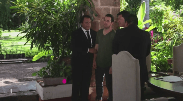 Revive: ¡Andrés y Santiago son arrestados!