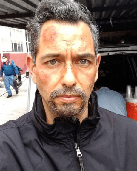 Además de ser actor, Alejandro realiza entrevistas en vivo en su cuenta de Instagram.