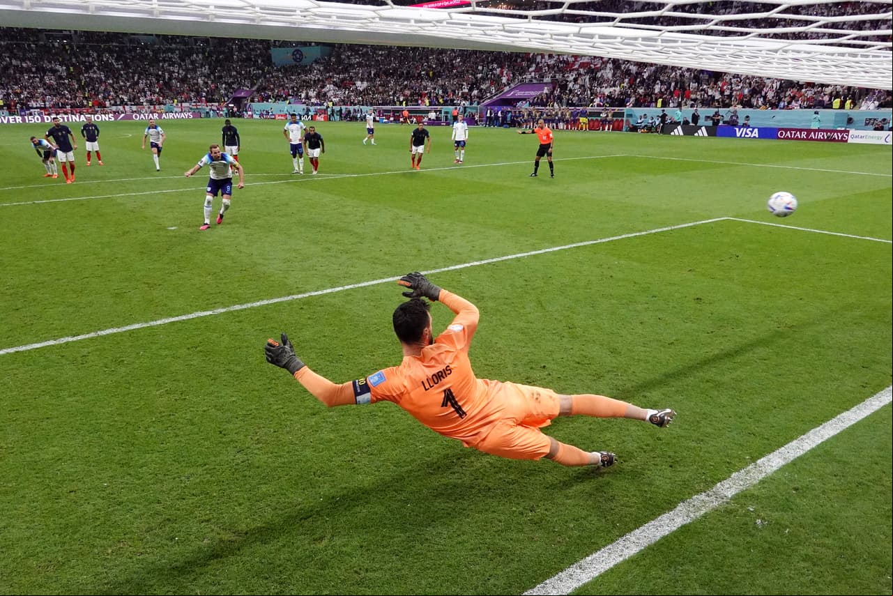 Francia elimina a Inglaterra en el partido donde Harry Kane falló el primer penalti del equipo de los tres leones en la historia de su participación en Copas del Mundo.