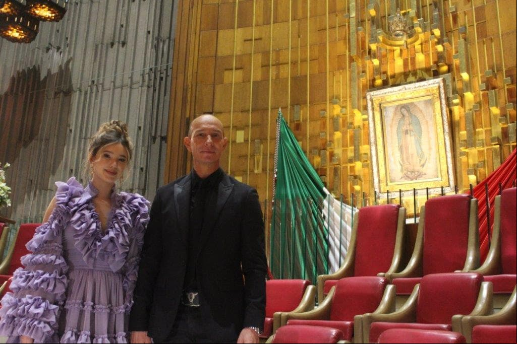 Erik Rubín y su hija Mía cautivan con gran dueto en las Mañanitas a la Virgen