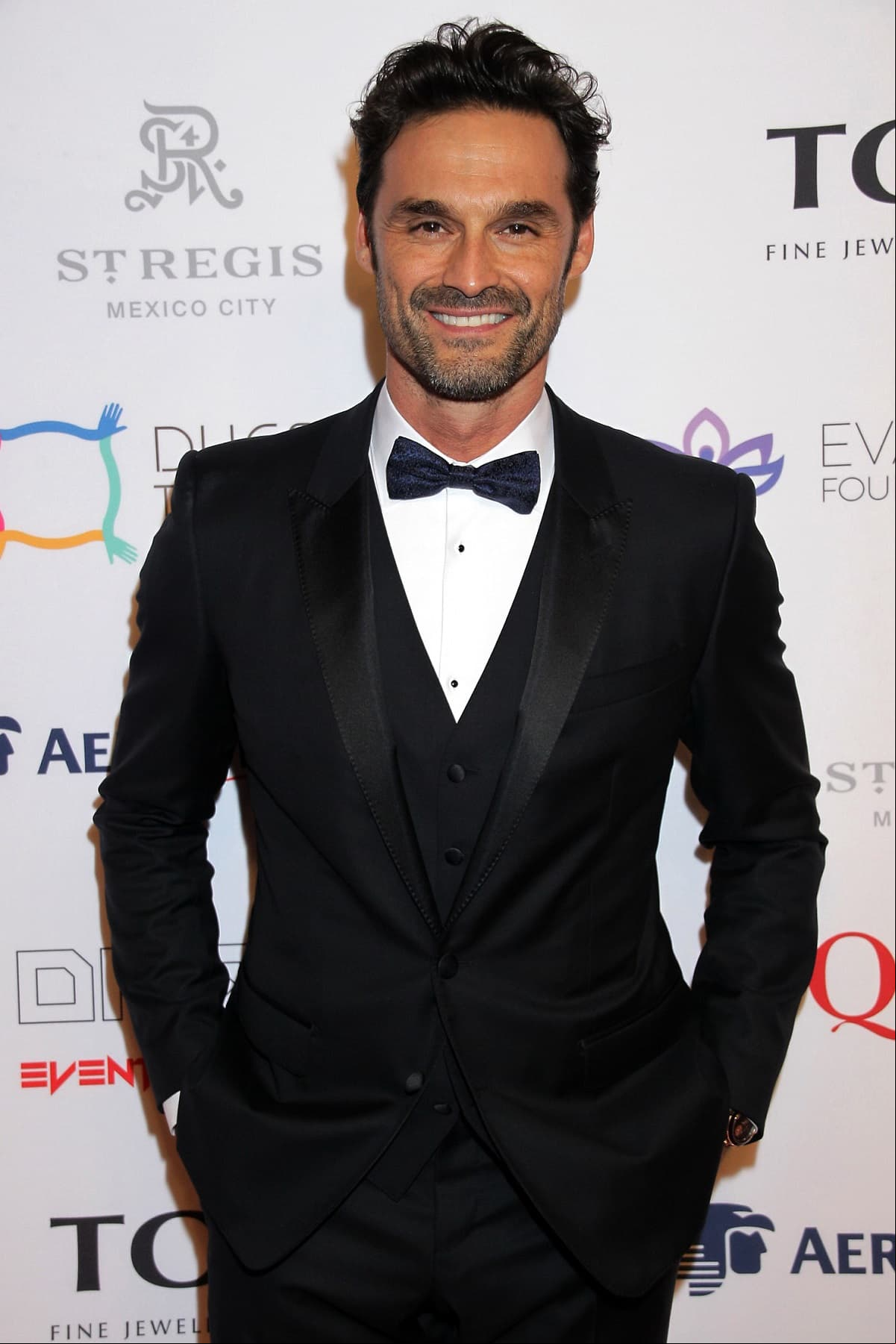 ¿Iván Sánchez presume un nuevo romance? Las fotos que lo confirman