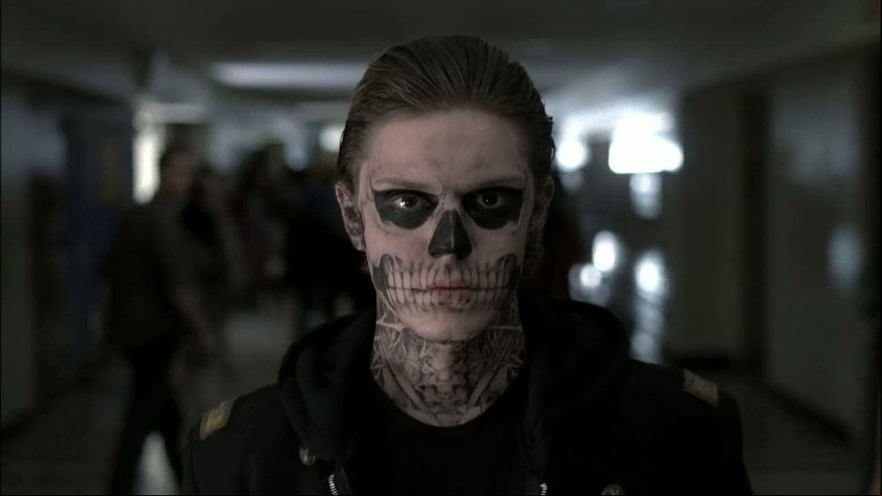 La octava entrega de ‘American Horror Story’ contará con grandes actores, comenzando con Evan Peters (FOTO: FX)