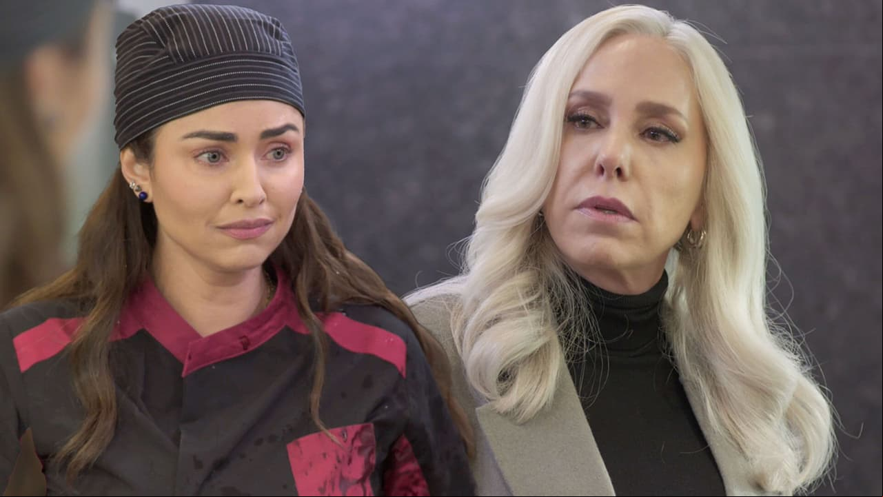 Elvira hace llorar a Paz
