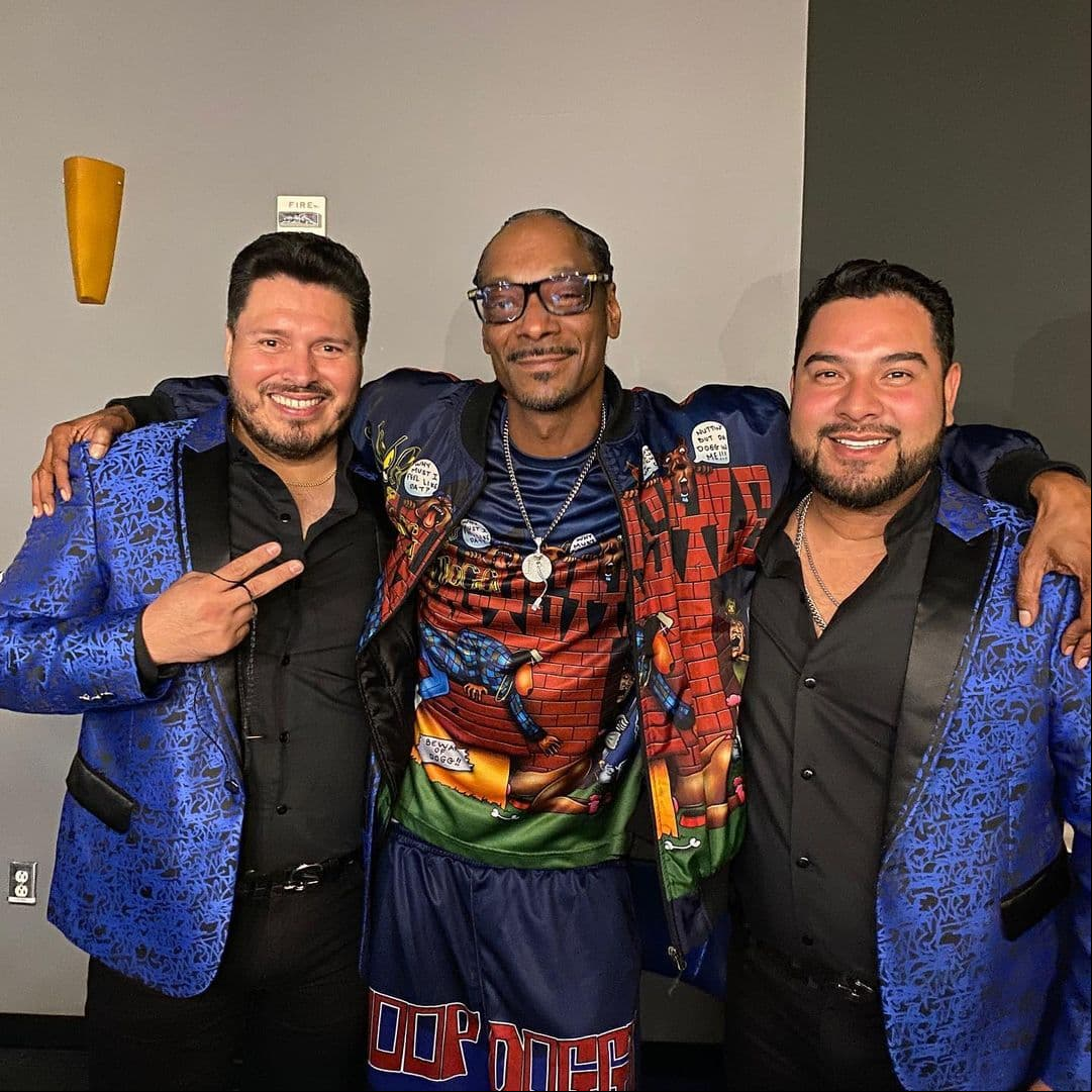 Banda MS y Snoop Dogg hacen sorprendente colaboración en concierto en vivo
