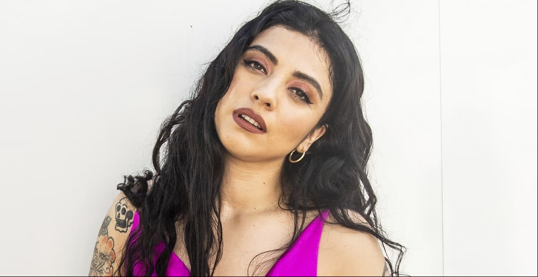 Mon Laferte se convierte en mamá y así anunció la llegada de Joel