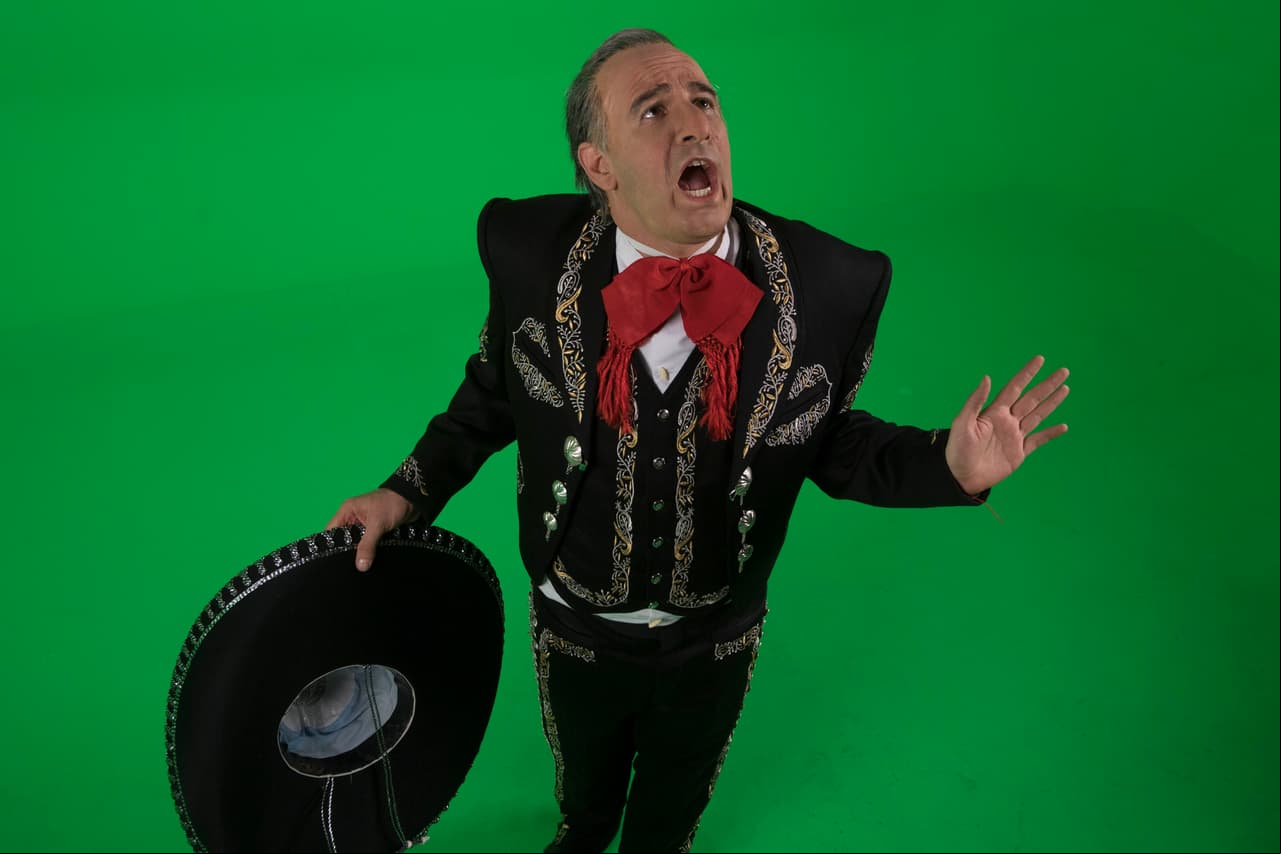 Cuando se acordó de que Margarita Zavala ya se salió de la contienda, José Antonio Meade se puso a cantar de la felicidad por ser el primero... de los rezagados en las encuestas.