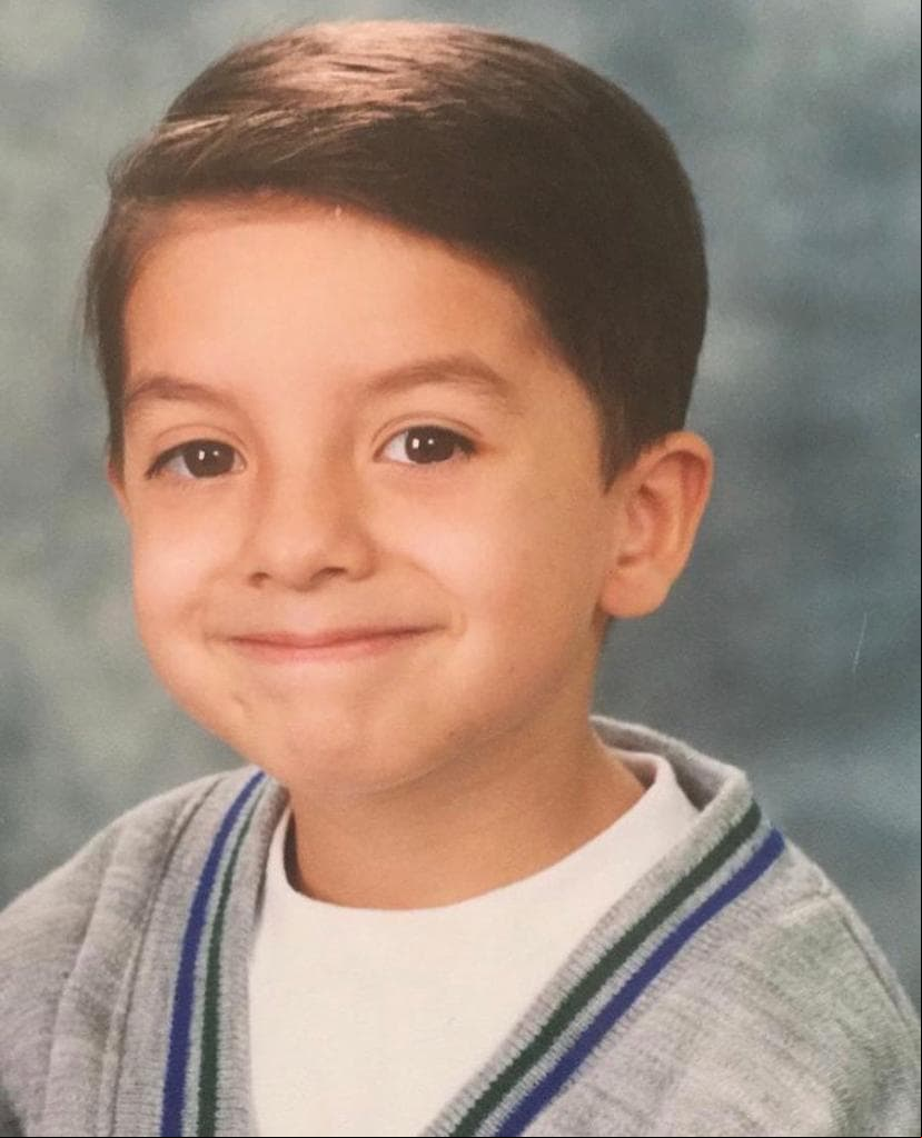 En su foto, Jorge nos presume la tierna mirada que desde chiquito posee.