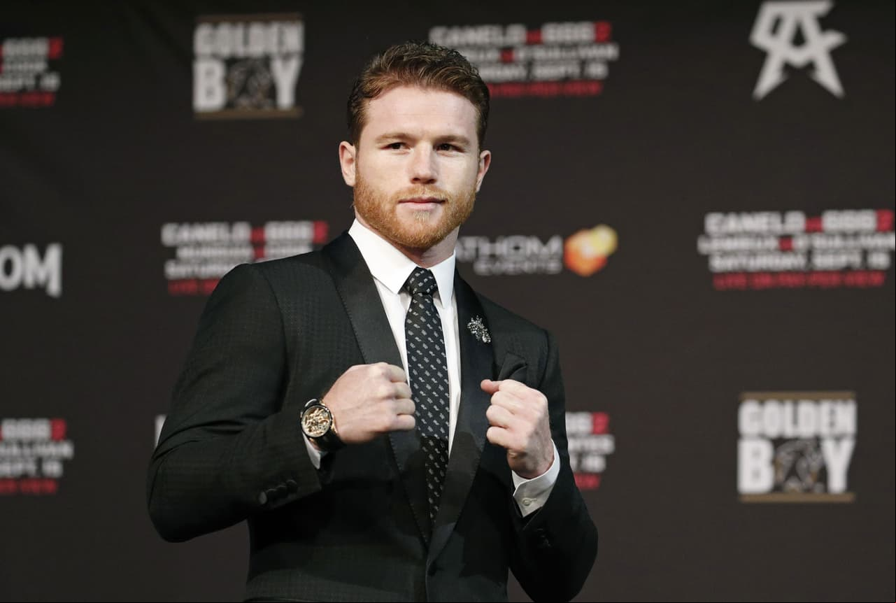 ‘Canelo Álvarez’ presenta a su hijo Saúl Adiel