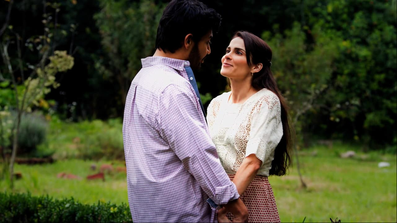 Ve en exclusiva imágenes del romance que Eva Cedeño y Andrés Palacios vivirán en ‘Amor Dividido’