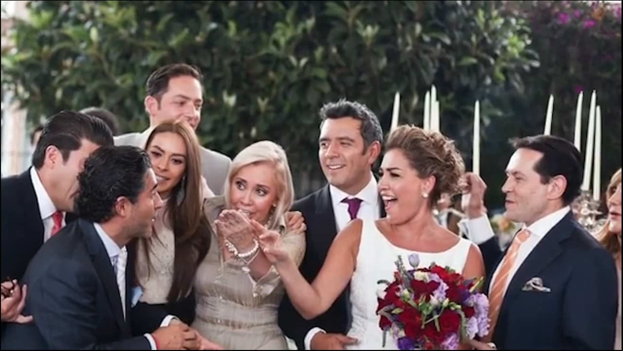 Héctor Sandarti recuerda su boda con fotos inéditas y famosos afirman: ‘Fiesta inolvidable’