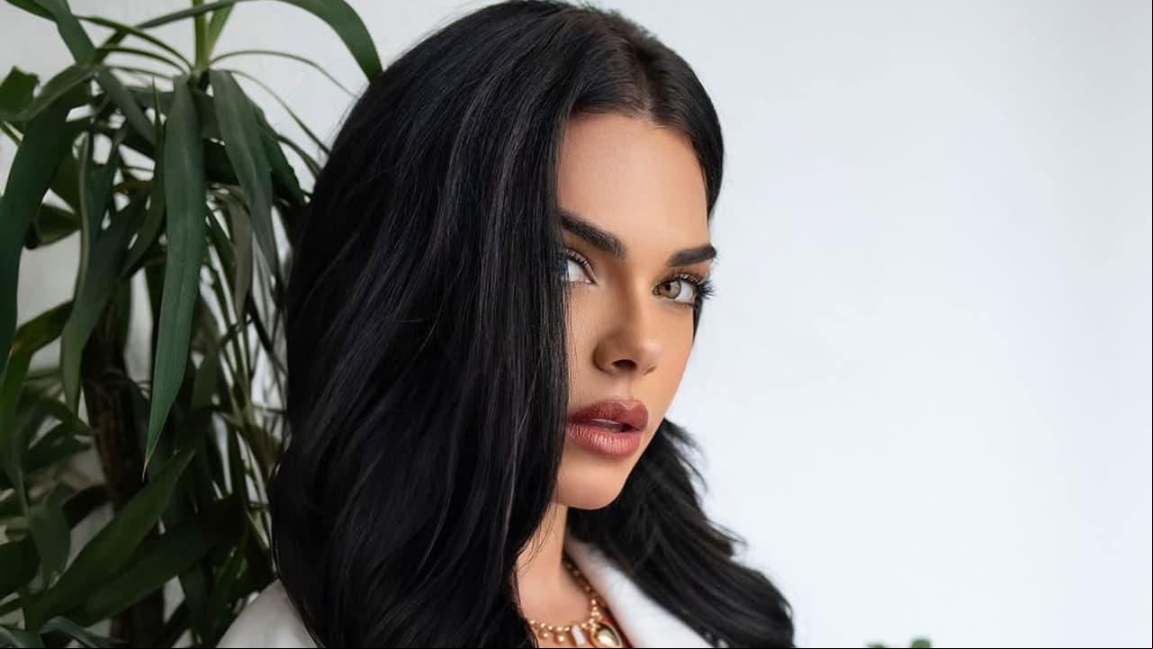 ¿Livia Brito se casó? La actriz impacta en vestido de novia y recrea famoso meme