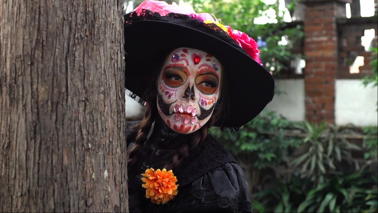 Luz Edith Rojas se transforma en catrina y espanta a Osvaldo de León