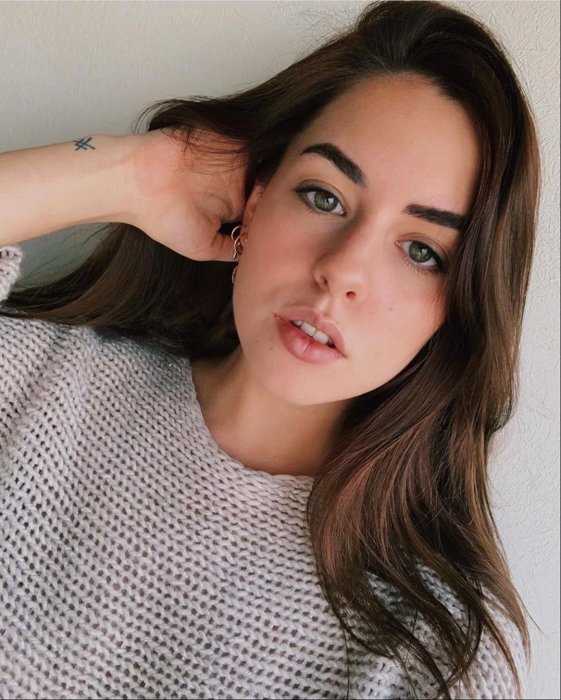 Asimismo, Dany forma parte de un selecto grupo de jóvenes creadores de contenido que lideran la plataforma, como Paris Danielle, Isidora Vives y Carlota Madrigal, entre otros.